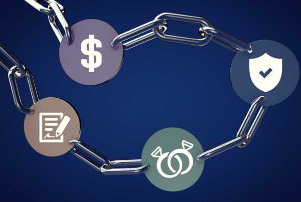 Features of a Blockchain 12 Features of a Blockchain 11